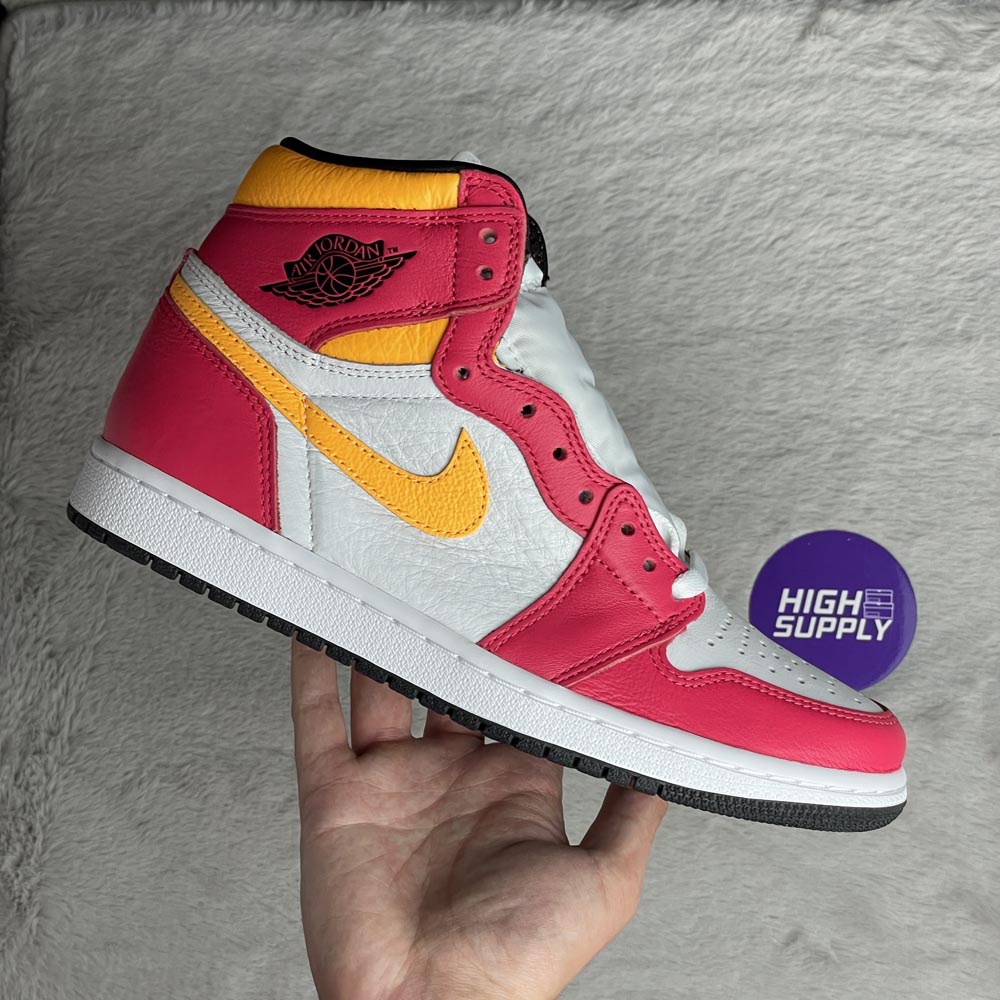 Jordan 1 Retro High OG Light Fusion Red