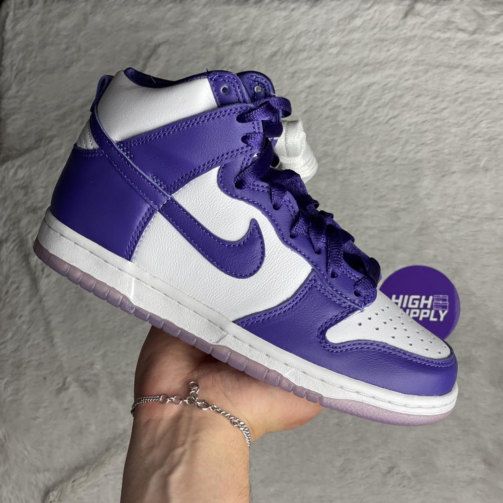 Nike Dunk High SP Varsity Purple (W)